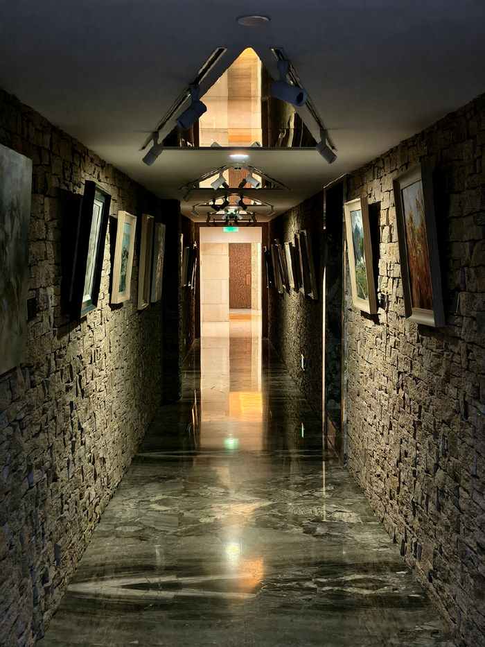 The Silent Backbone: Integrating Advanced Control Systems & Smart Protocols in Luxury Projects